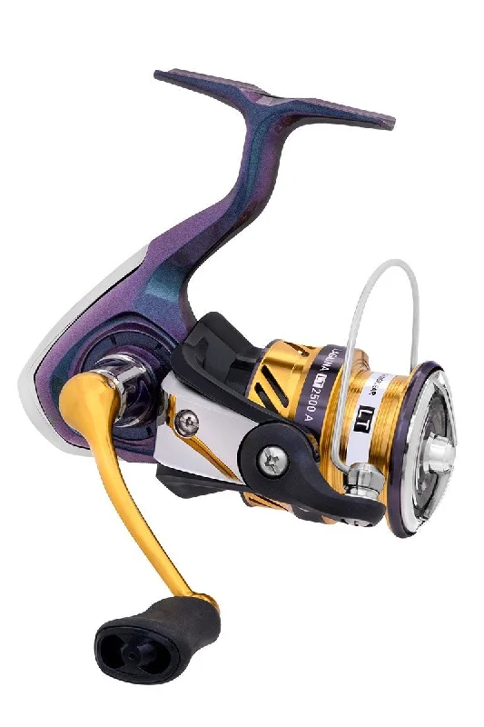 waterproof floating fishing lures Daiwa Laguna LT Spin Reels